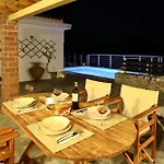 Villa Diakopi Skopelos Town