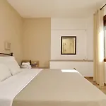 Diakopi * Skopelos Town