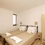 Diakopi Skopelos Town