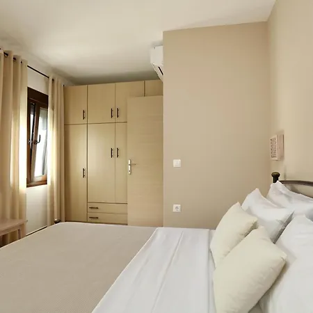 Diakopi Villa Skopelos Town